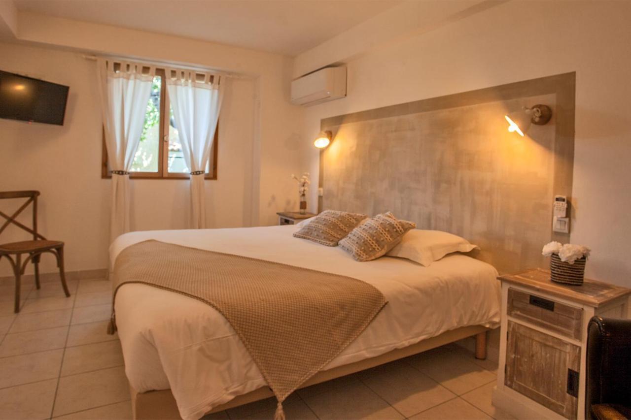 Location De Vacances Olivier Jardin Privatif Et Piscine Chauffee Partagee Calvi  Zewnętrze zdjęcie