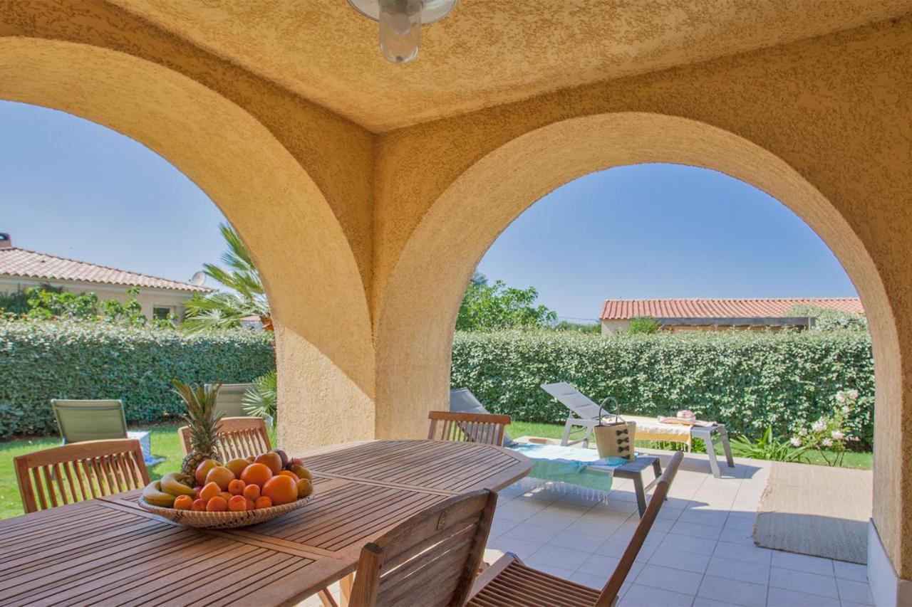 Location De Vacances Olivier Jardin Privatif Et Piscine Chauffee Partagee Calvi  Zewnętrze zdjęcie